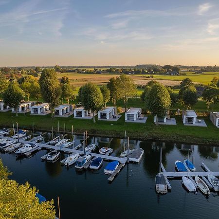 Marinapark Bad Nederrijn Hotel Maurik Bagian luar foto