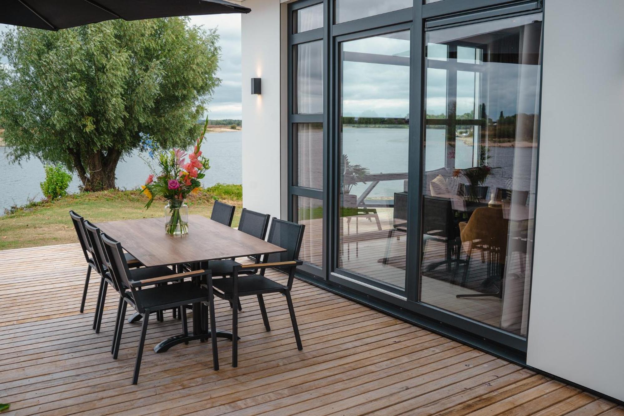Marinapark Bad Nederrijn Hotel Maurik Bagian luar foto