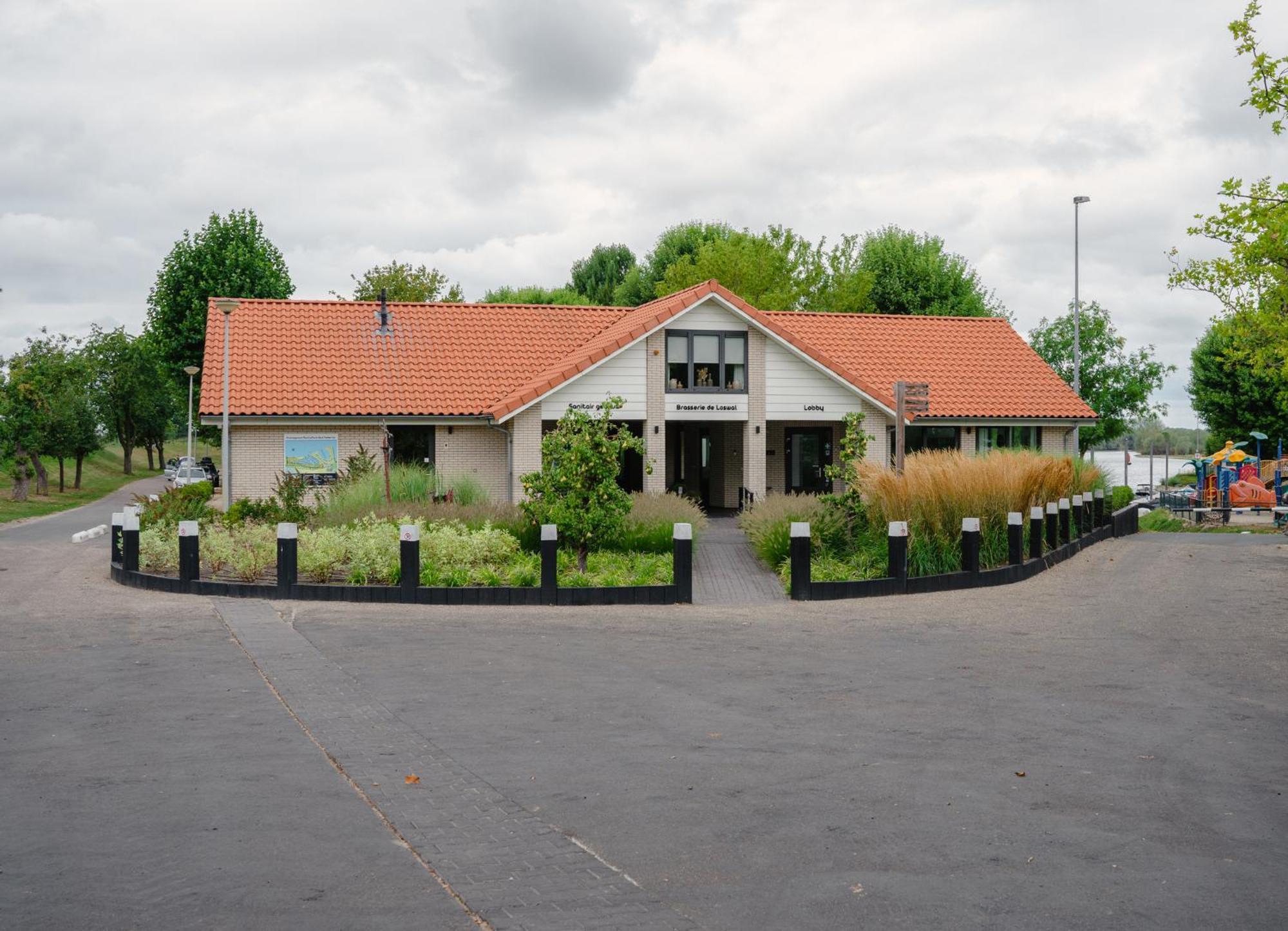 Marinapark Bad Nederrijn Hotel Maurik Bagian luar foto
